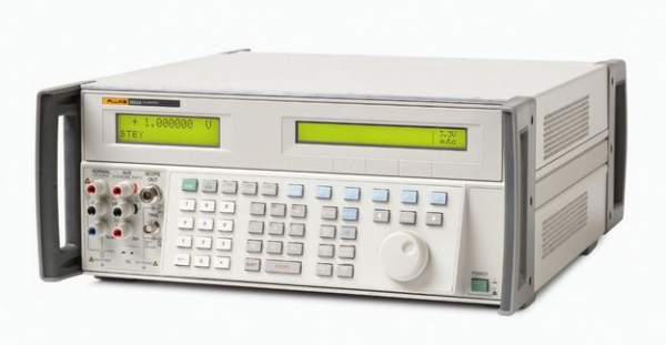 FLUKE5520A 多功能校準儀